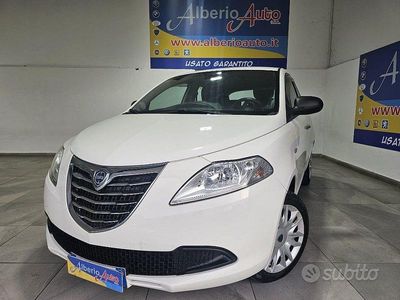Usata Lancia Ypsilon Silver 69 CV (50 kW) 2014 Beige Utilitaria