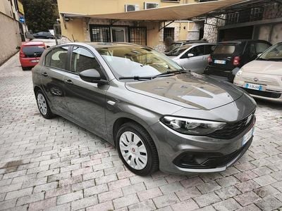 Usata Fiat Tipo Sport 100 CV (73 kW) 2021 Grigio Berlina