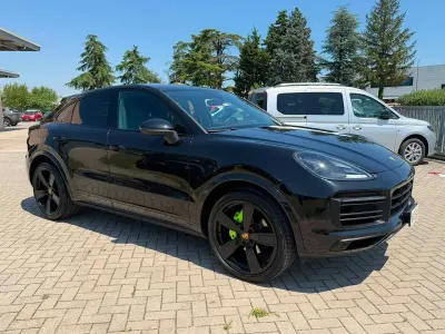 Usata Porsche Cayenne Platinum Edition 340 CV (250 kW) 2023 Nero SUV