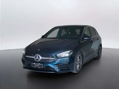 Usata Mercedes B180 Premium 116 CV (85 kW) 2020 Blu Utilitaria