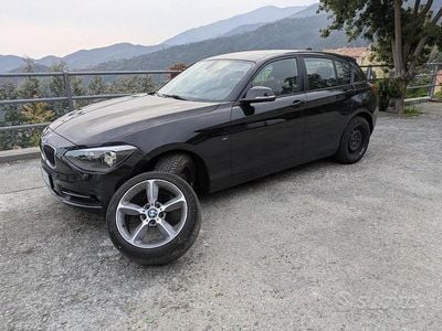 Usata BMW 120 Sport Line 184 CV (135 kW) 2011 Nero Utilitaria