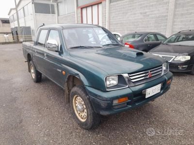 Usata Mitsubishi L200 99 CV (72 kW) 1998 Verde Pick-up