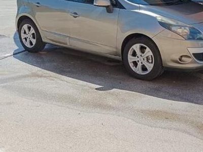Grigio Usata 2012 Renault Scénic III Monovolume | 4500 € (Cara)