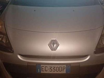 Usata Renault Clio II 75 CV (55 kW) 2010 Berlina
