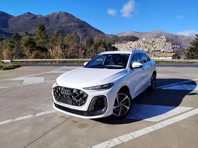 Nuova Audi Q5 S-Line 204 CV (150 kW) 2025 Bianco SUV