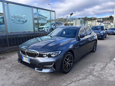 Usata BMW 320e Luxury Line 2021 Berlina