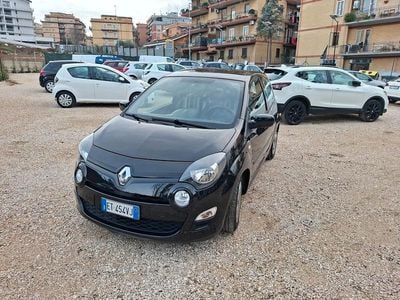 Usata Renault Twingo Night&Day 74 CV (54 kW) 2014 Nero Utilitaria
