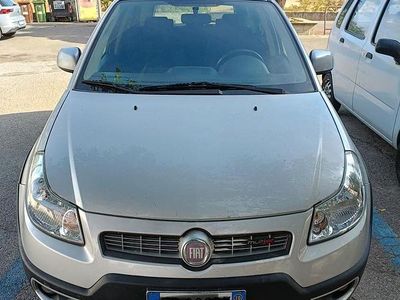 Usata Fiat Sedici Emotion 135 CV (99 kW) 2010 Grigio SUV