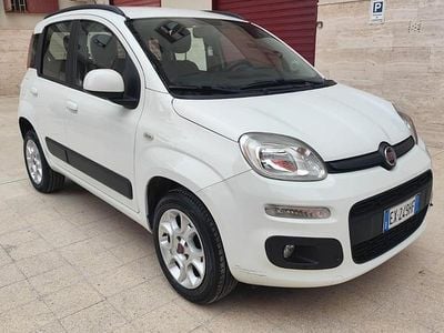 Usata Fiat Panda Lounge 84 CV (61 kW) 2014 Bianco Utilitaria