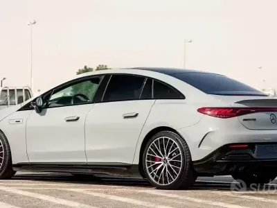 Usata Mercedes EQE AMG 43 AMG 350 kW (476 CV) 2022 Grigio Berlina