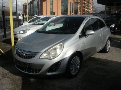 usata Opel Corsa 1.2 85CV ottimo stato