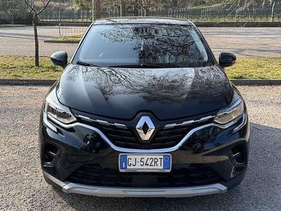 Usata Renault Captur Intens 94 CV (69 kW) 2022 Nero SUV