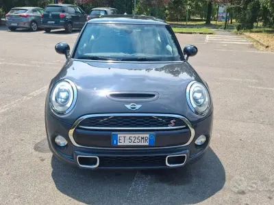 Usata Mini Cooper S 192 CV (141 kW) 2014 Grigio Utilitaria