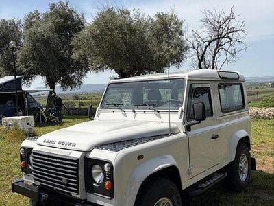 Usata Land Rover Defender 86 CV (63 kW) 2010 Bianco SUV