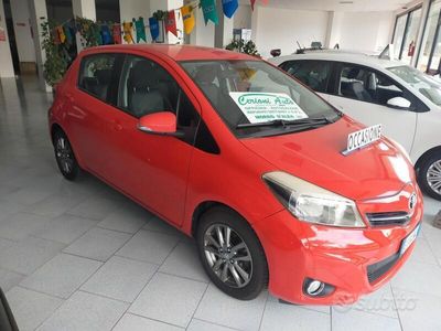 usata Toyota Yaris 1.0 5 porte Lounge