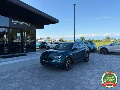 Usata Fiat 600 Style 136 CV (100 kW) 2025 Verde SUV