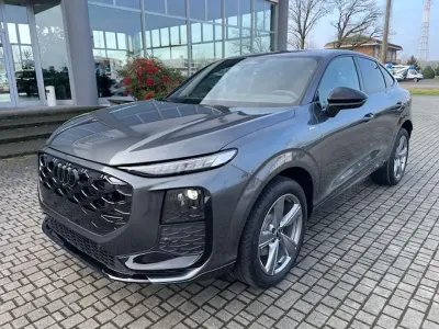 Nuova Audi Q3 Sportback S-Line 204 CV (150 kW) 2026 Grigio daytona SUV
