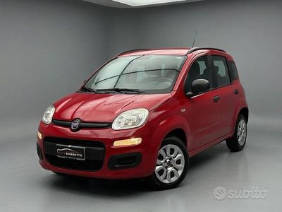 Usata Fiat Panda 70 CV (51 kW) 2014 Rosso Utilitaria