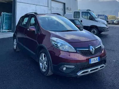 Usata Renault Scenic E-Tech 110 CV (80 kW) 2014 Rosso Monovolume