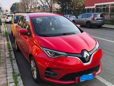 Usata Renault Zoe 100 kW (136 CV) 2020 Rosso Utilitaria