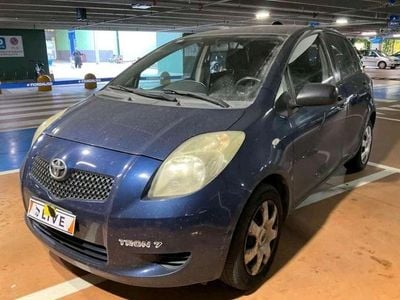 Blu/azzurro Usata 2008 Toyota Yaris Berlina | 2700 € (Ottimo prezzo)