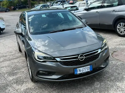 Usata Opel Astra 110 CV (80 kW) 2018 Grigio Berlina