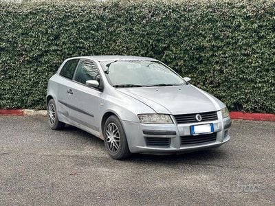 Usata Fiat Stilo Active 95 CV (69 kW) 2005 Grigio Berlina
