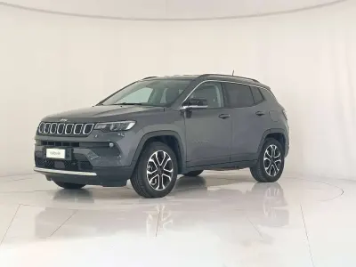 Usata Jeep Compass Limited 131 CV (96 kW) 2022 Grigio grafite SUV
