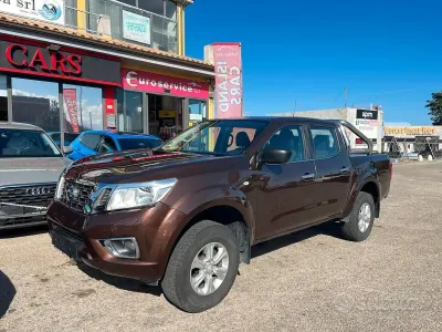 Usata Nissan Navara 163 CV (119 kW) 2018 Marrone Pick-up