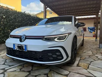 Usata VW Golf VIII Ultimate 245 CV (180 kW) 2024 Bianco Berlina