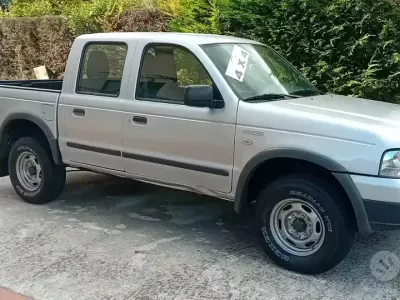 Usata Ford Ranger 109 CV (80 kW) 2005 Grigio Pick-up