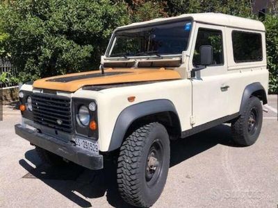 Usata Land Rover Defender 68 CV (50 kW) 1984 SUV
