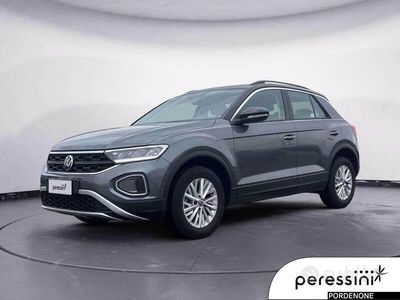 Usata VW T-Roc Life 150 CV (110 kW) 2024 Grigio SUV