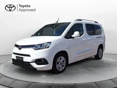 Usata Toyota Proace Verso City 130 CV (95 kW) 2021 Bianco Station wagon
