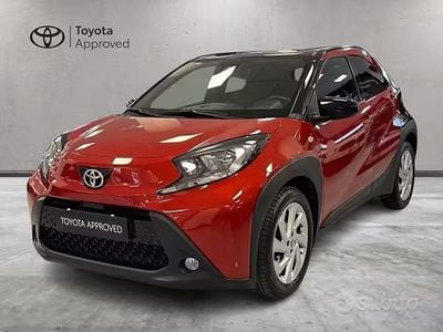 Usata Toyota Aygo X Trend 72 CV (52 kW) 2022 Rosso SUV