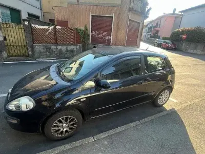 Usata Fiat Punto Evo 75 CV (55 kW) 2010 Nero Utilitaria