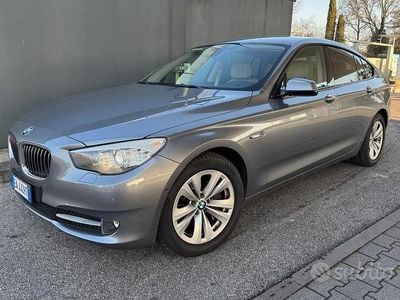 Usata BMW 530 Shadowline 245 CV (180 kW) 2010 Grigio Berlina