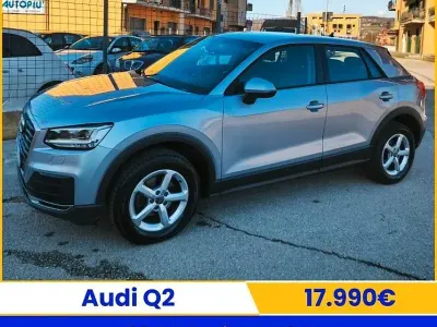Usata Audi Q2 Business 116 CV (85 kW) 2019 Grigio SUV
