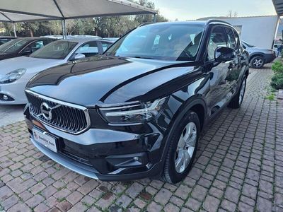 usata Volvo XC40 D3 Geartronic Momentum