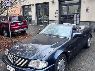 Usata Mercedes SL280 193 CV (141 kW) 1996 Blu Cabrio