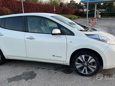 Usata Nissan Leaf 24 kW (33 CV) 2014 Bianco Utilitaria