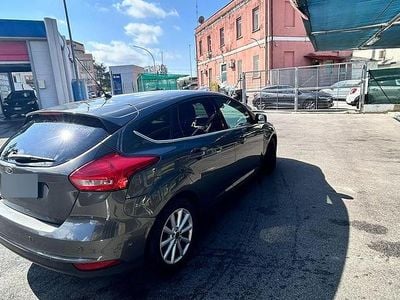 Begagnad Ford Focus 120 HK (88 kW) 2015 Sedan