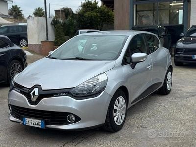 Usata Renault Clio IV 75 CV (55 kW) 2015 Grigio Berlina