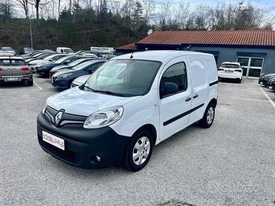 Usata Renault Kangoo 116 CV (85 kW) 2020 Bianco Monovolume