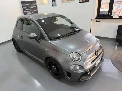 Usata Abarth 595 Pista 165 CV (121 kW) 2021 Grigio Berlina