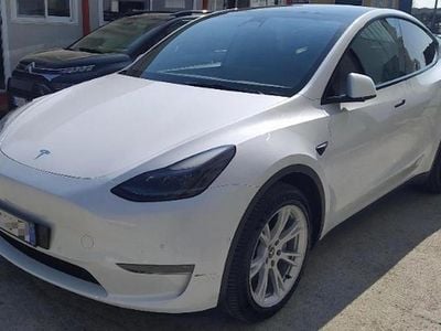 Usata Tesla Model Y Long Range AWD 378 kW (514 CV) 2022 Bianco SUV