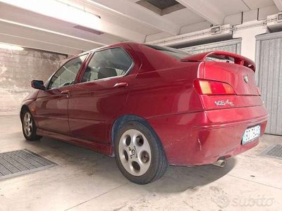 Usata Alfa Romeo 146 144 CV (105 kW) 1999 Utilitaria