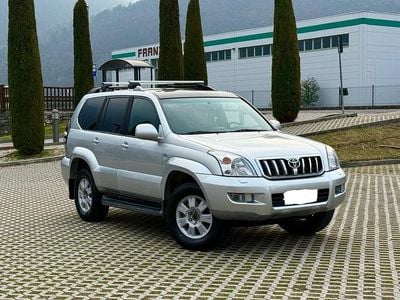 Usata Toyota Land Cruiser Sol 173 CV (127 kW) 2007 Argento SUV