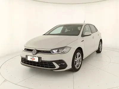 Usata VW Polo R-line 95 CV (69 kW) 2023 Ascot grey Utilitaria