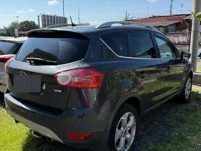 Usata Ford Kuga 163 CV (119 kW) 2010 Grigio SUV
